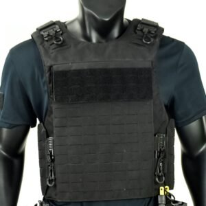 Black wholesale low profile plate carrier on mannequin - PANOAR