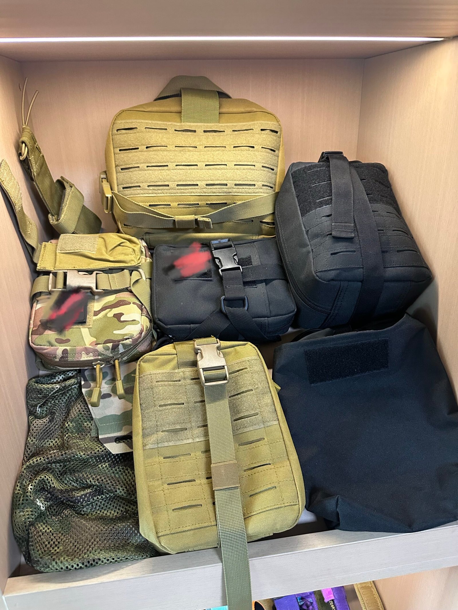 Range of custom IFAK and medical pouches on factory shelf, OEM/ODM manufacturer Guangzhou
