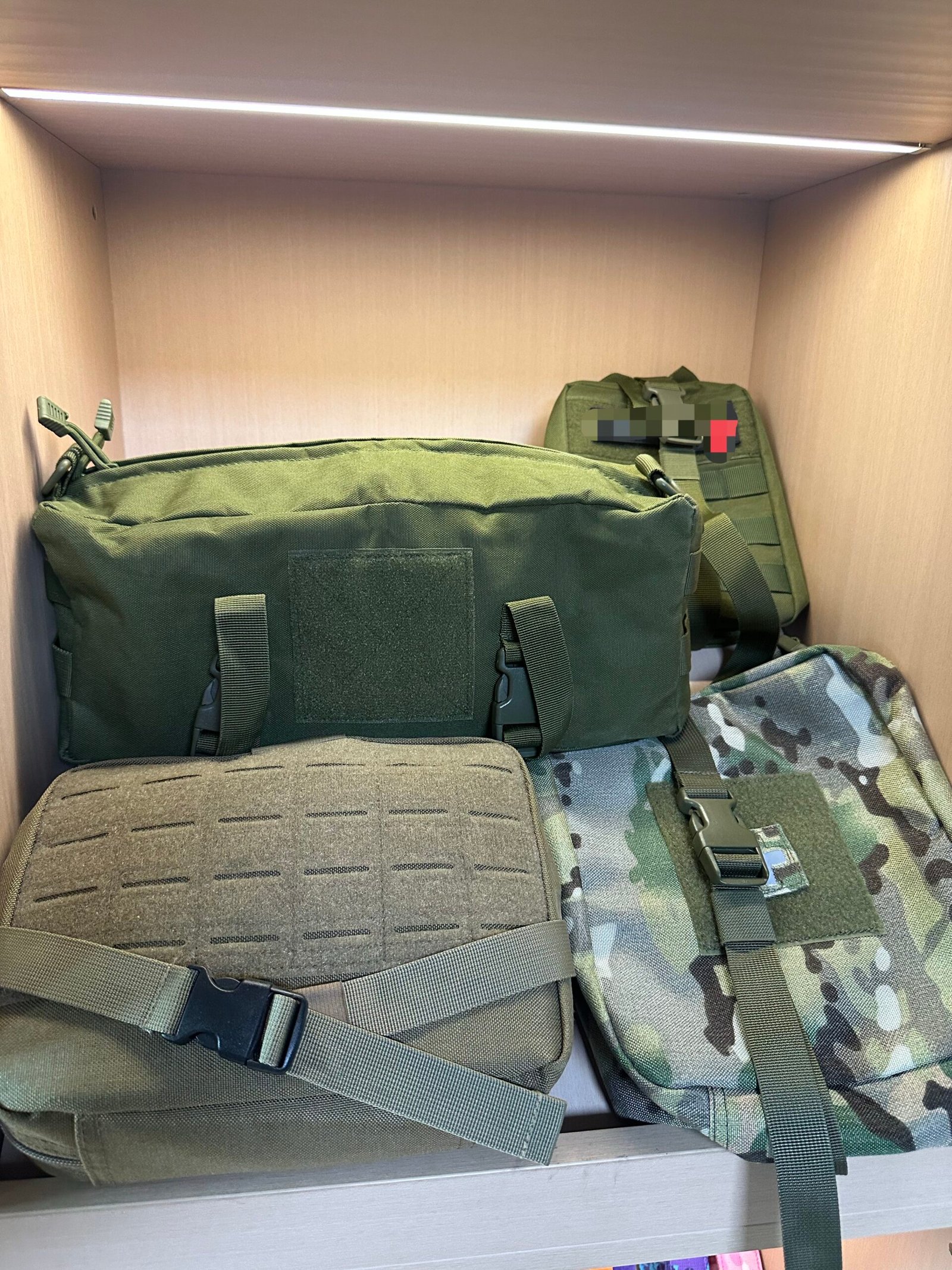 Custom medical and utility pouches ready for shipment, OEM MOLLE pouch factory
